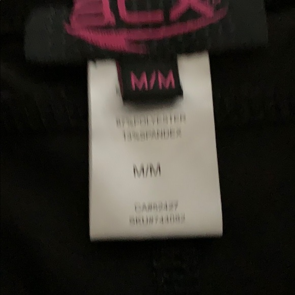 Black capris - Picture 3 of 4